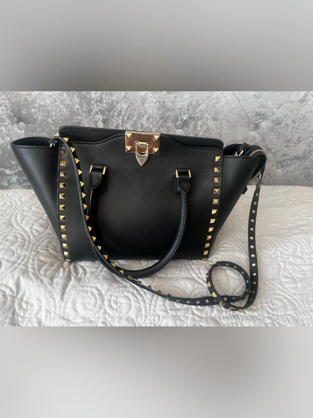 Valentino Garavani Black Leather Rockstud Purse